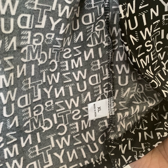 Lettered cardigan open front - Picture 3 of 3